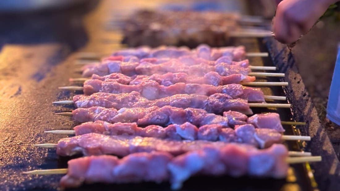 Grigliata dal tocco gourmet: tre portate (anche vegan) e Gutturnio Superiore nel calice
